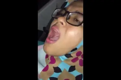 Ngocokin Hijabers Sampe Kejang Becek di Mobil